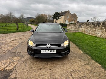 Used Volkswagen Golf 2017 for sale - 77807850: Photo