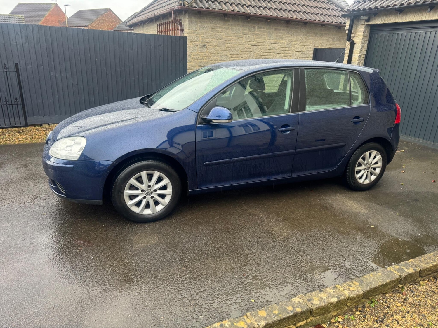 Used Volkswagen Golf 2008 for sale - 78100876: Photo 2