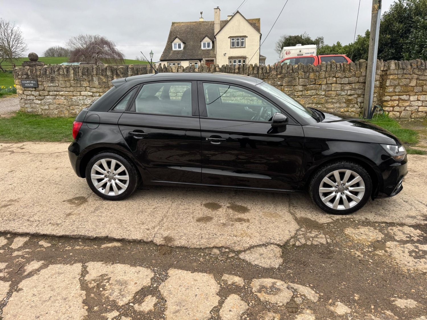 Used Audi A1 for sale - 77807701: Photo 4