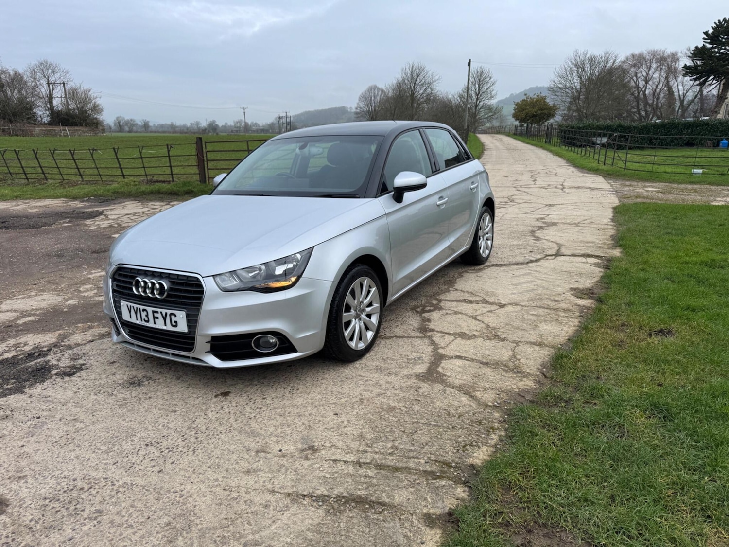 Used Audi A1 for sale - 77807612: Photo 3