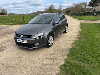 Used Volkswagen Polo 2013 for sale - 77925772: Photo