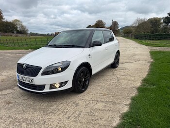 Used Skoda Fabia 2013 for sale - 77808583: Photo