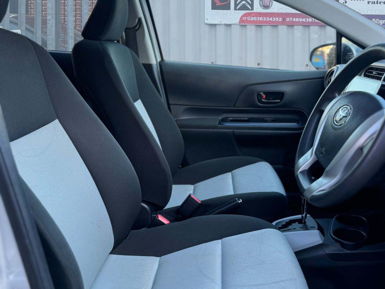 Used Toyota Yaris 2025 for sale - 77556941: Photo 16