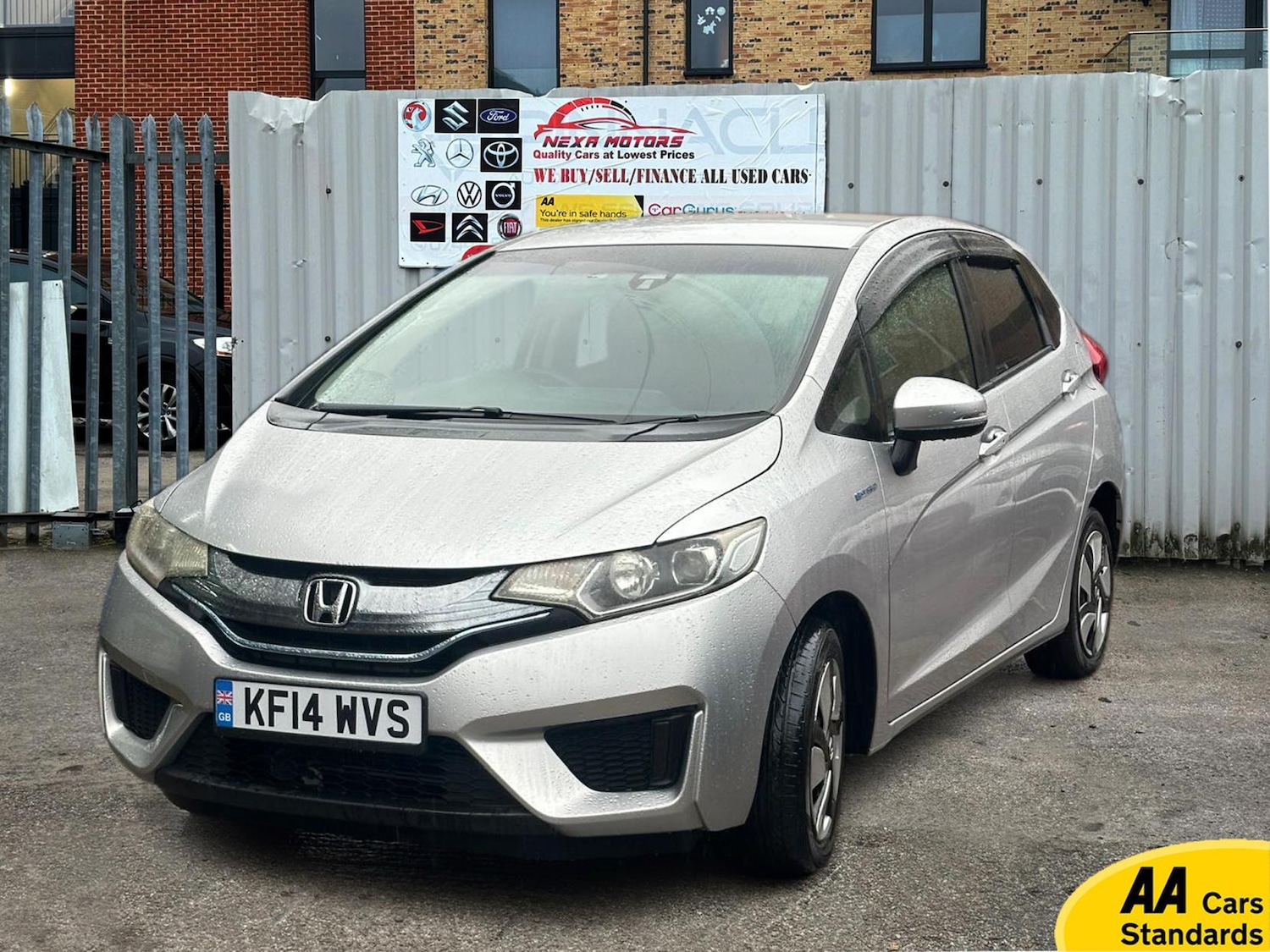 Used Honda Jazz 2014 for sale - 77456748: Photo 2