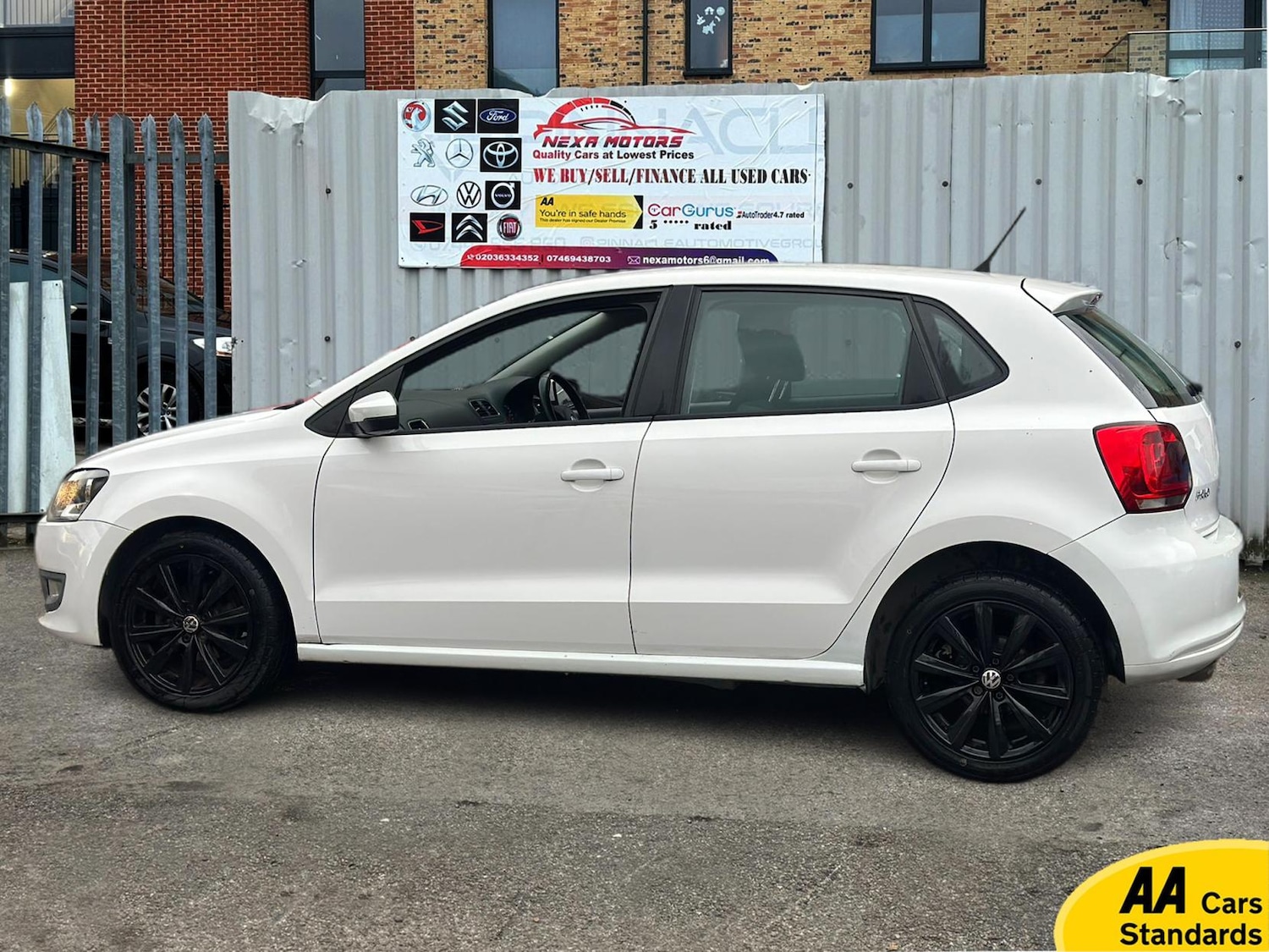 Used Volkswagen Polo 2009 for sale - 77456737: Photo 10