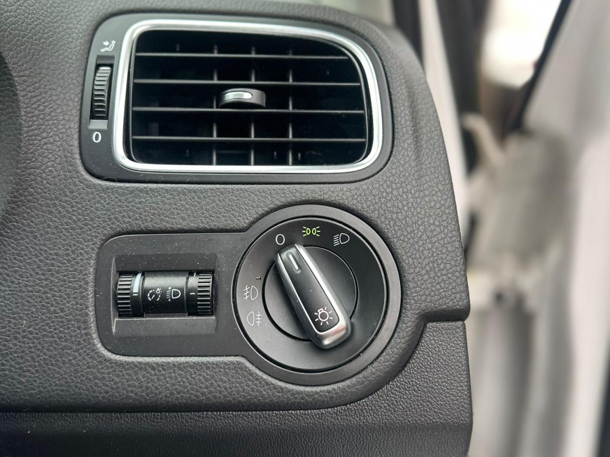 Used Volkswagen Polo 2009 for sale - 77456737: Photo 21