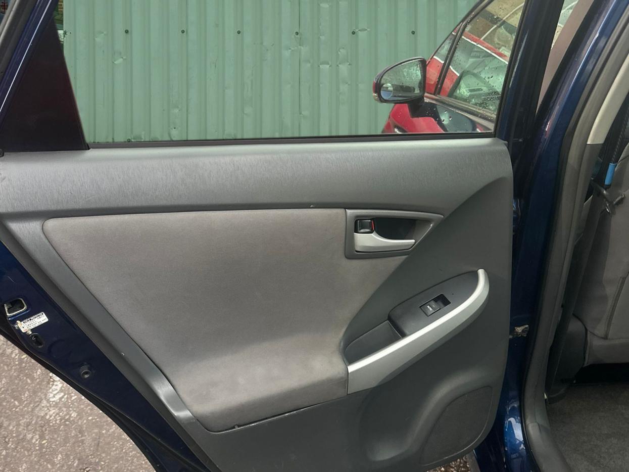 Used Toyota Prius 2011 for sale - 77456727: Photo 19