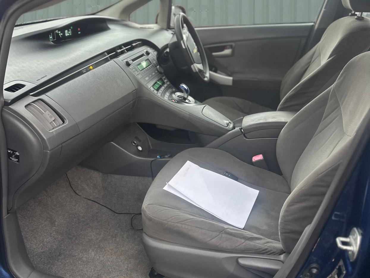 Used Toyota Prius 2011 for sale - 77456727: Photo 25