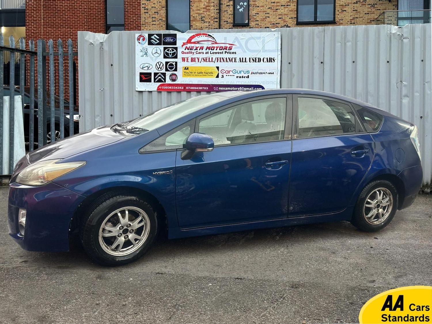 Used Toyota Prius 2011 for sale - 77456727: Photo 4