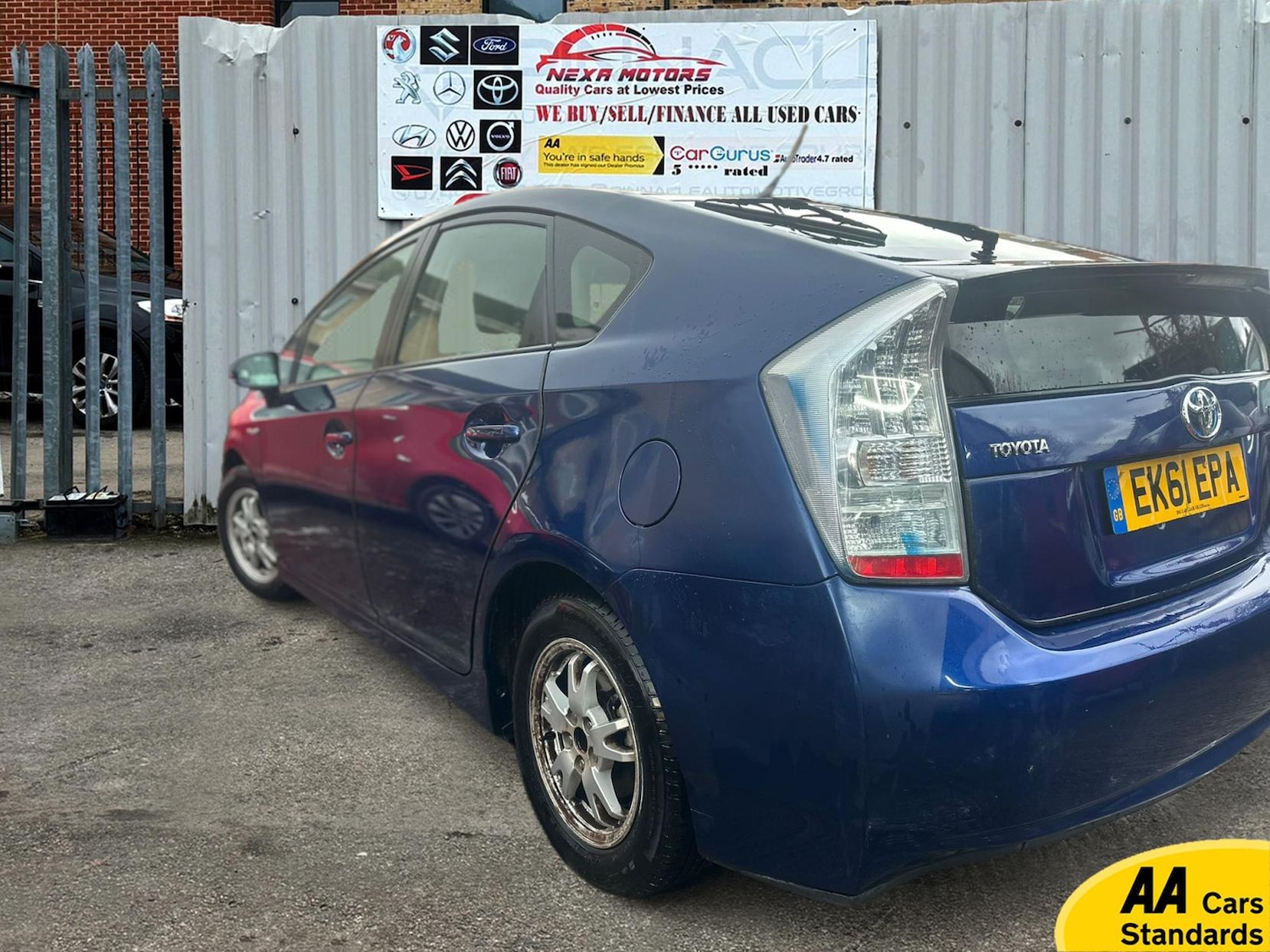 Used Toyota Prius 2011 for sale - 77456727: Photo 5