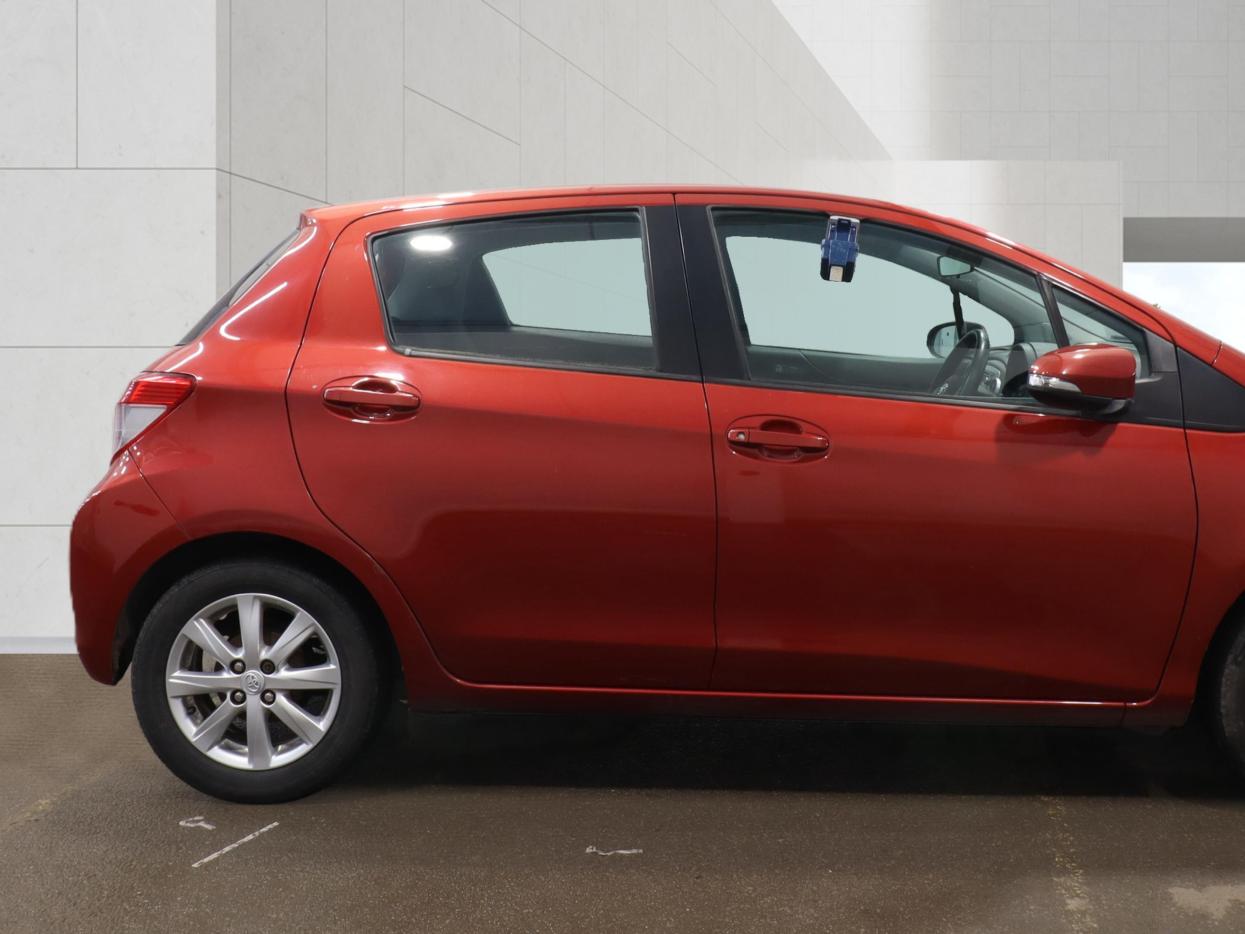 Used Toyota Yaris 2012 for sale - 78143813: Photo 5