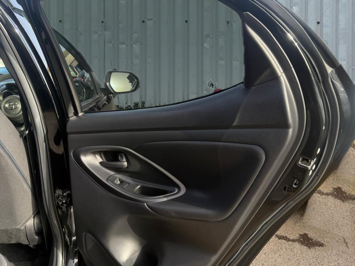 Used Toyota Yaris for sale - 77778729: Photo 18