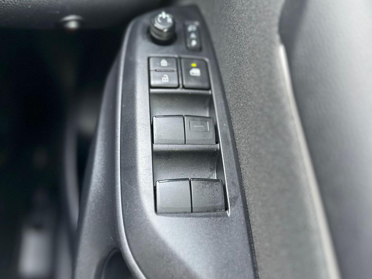 Used Toyota Yaris for sale - 77778729: Photo 32