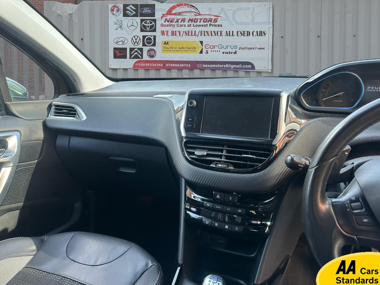 Used Peugeot 2008 2015 for sale - 78166421: Photo 15