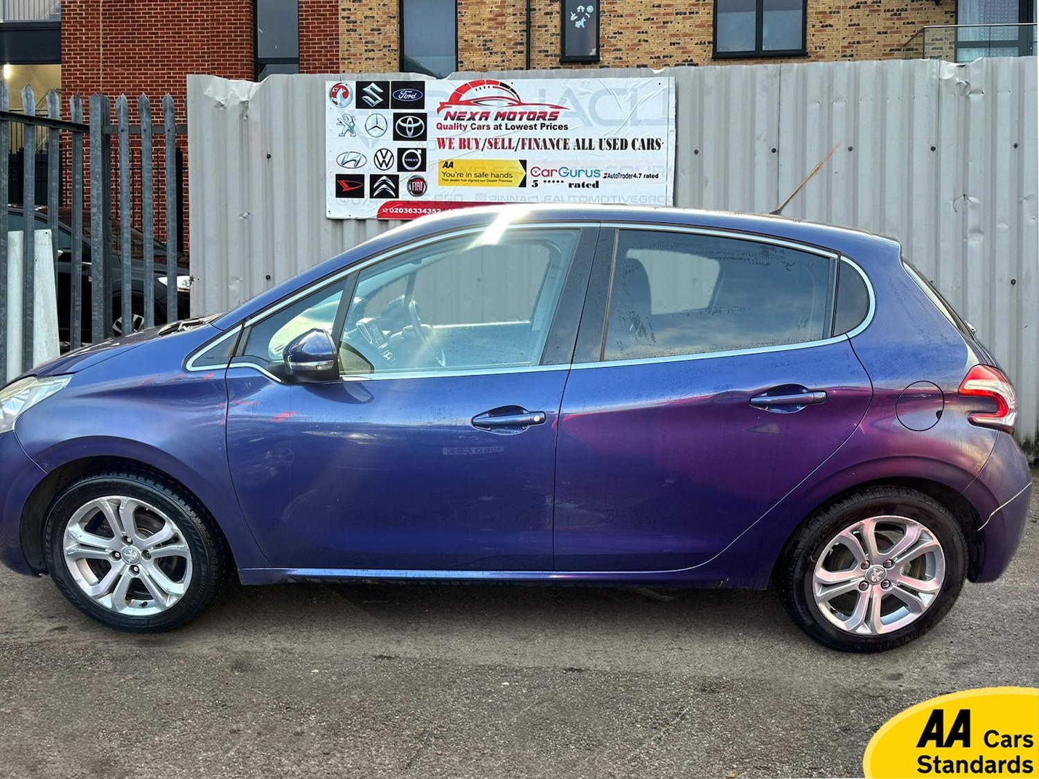 Used Peugeot 208 2013 for sale - 77456726: Photo 10