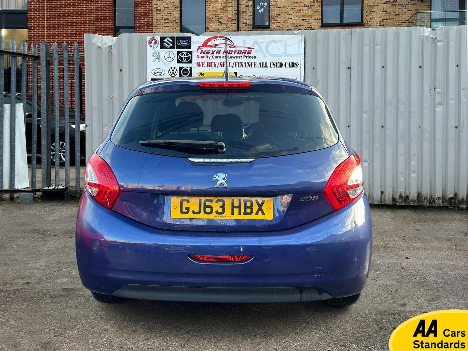Used Peugeot 208 2013 for sale - 77456726: Photo 13