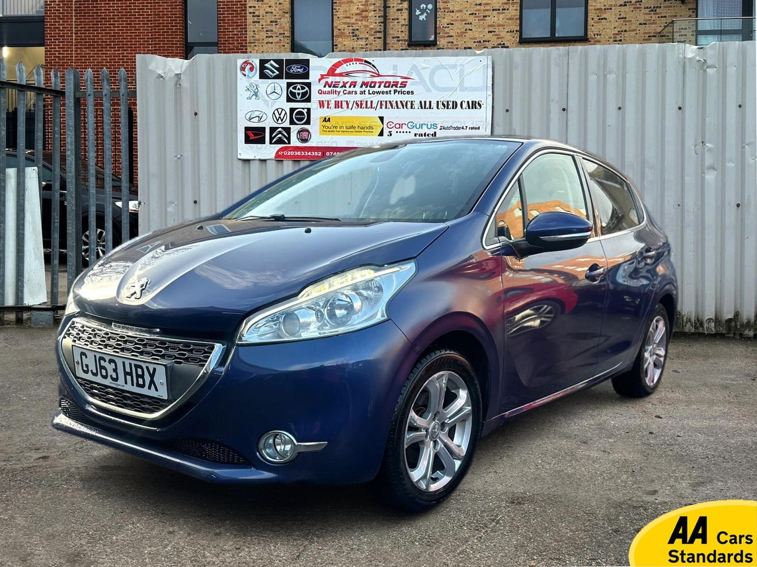 Used Peugeot 208 2013 for sale - 77456726: Photo 2