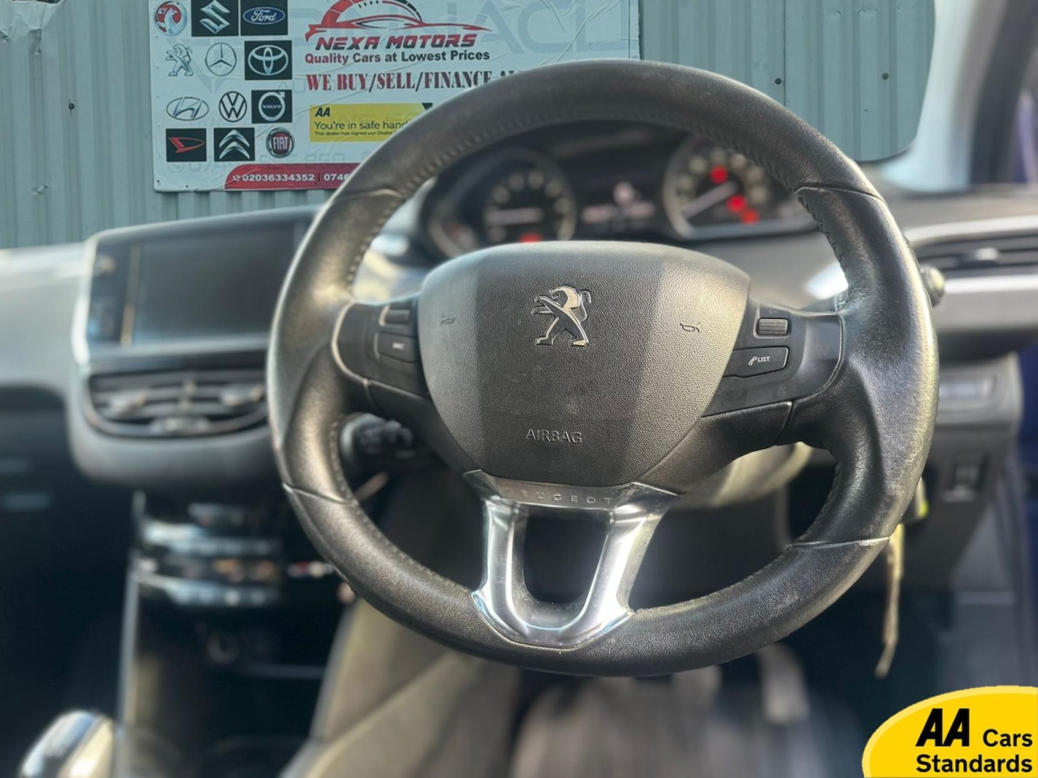 Used Peugeot 208 2013 for sale - 77456726: Photo 24