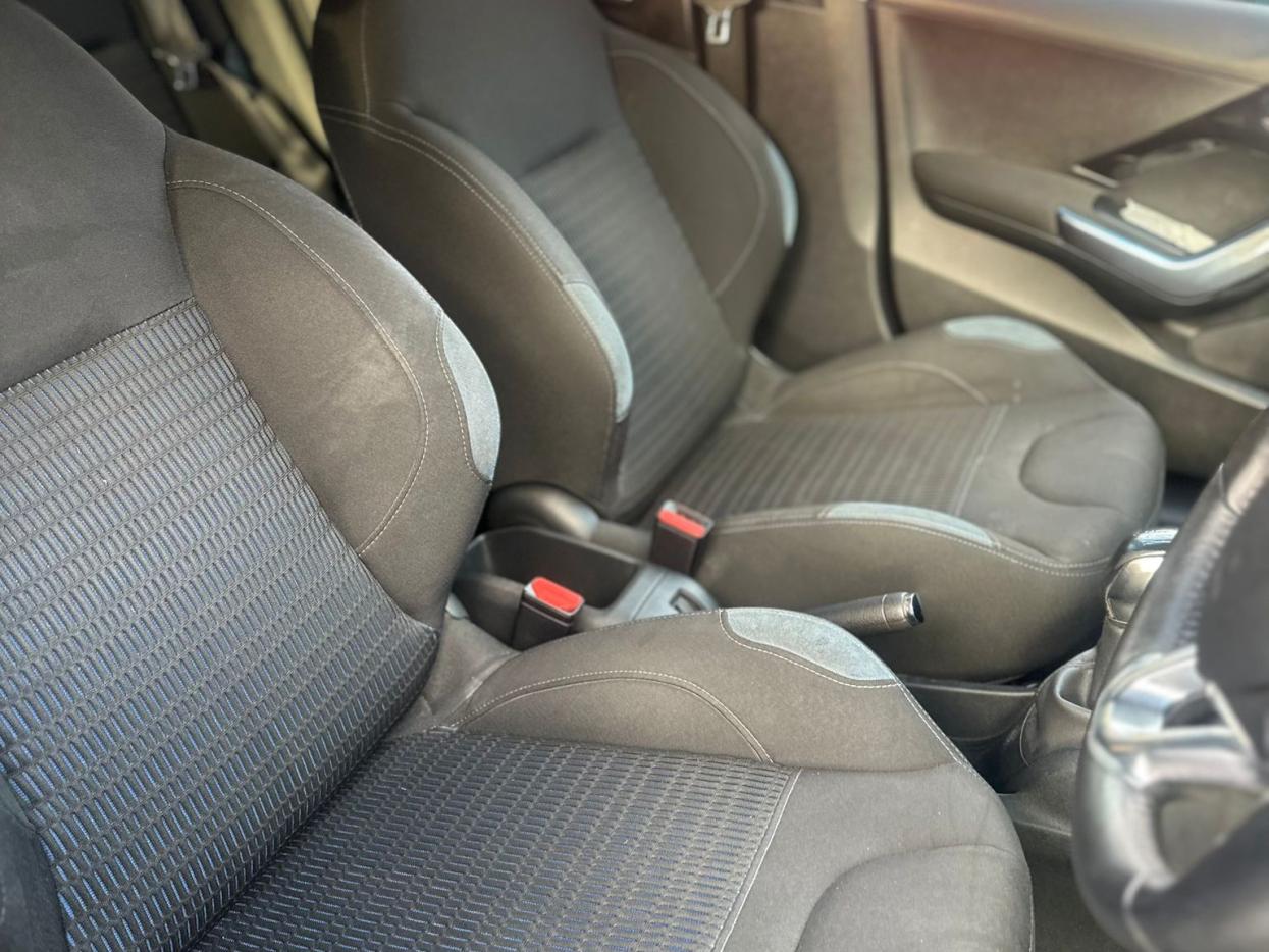 Used Peugeot 208 2013 for sale - 77456726: Photo 25