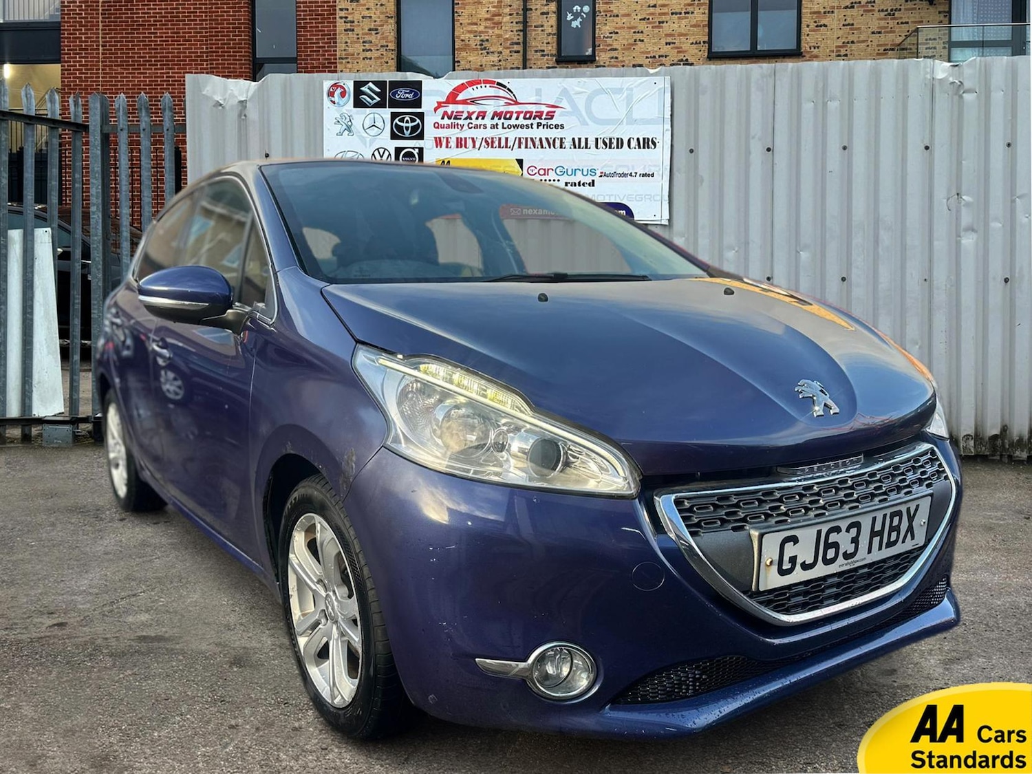 Used Peugeot 208 2013 for sale - 77456726: Photo 3