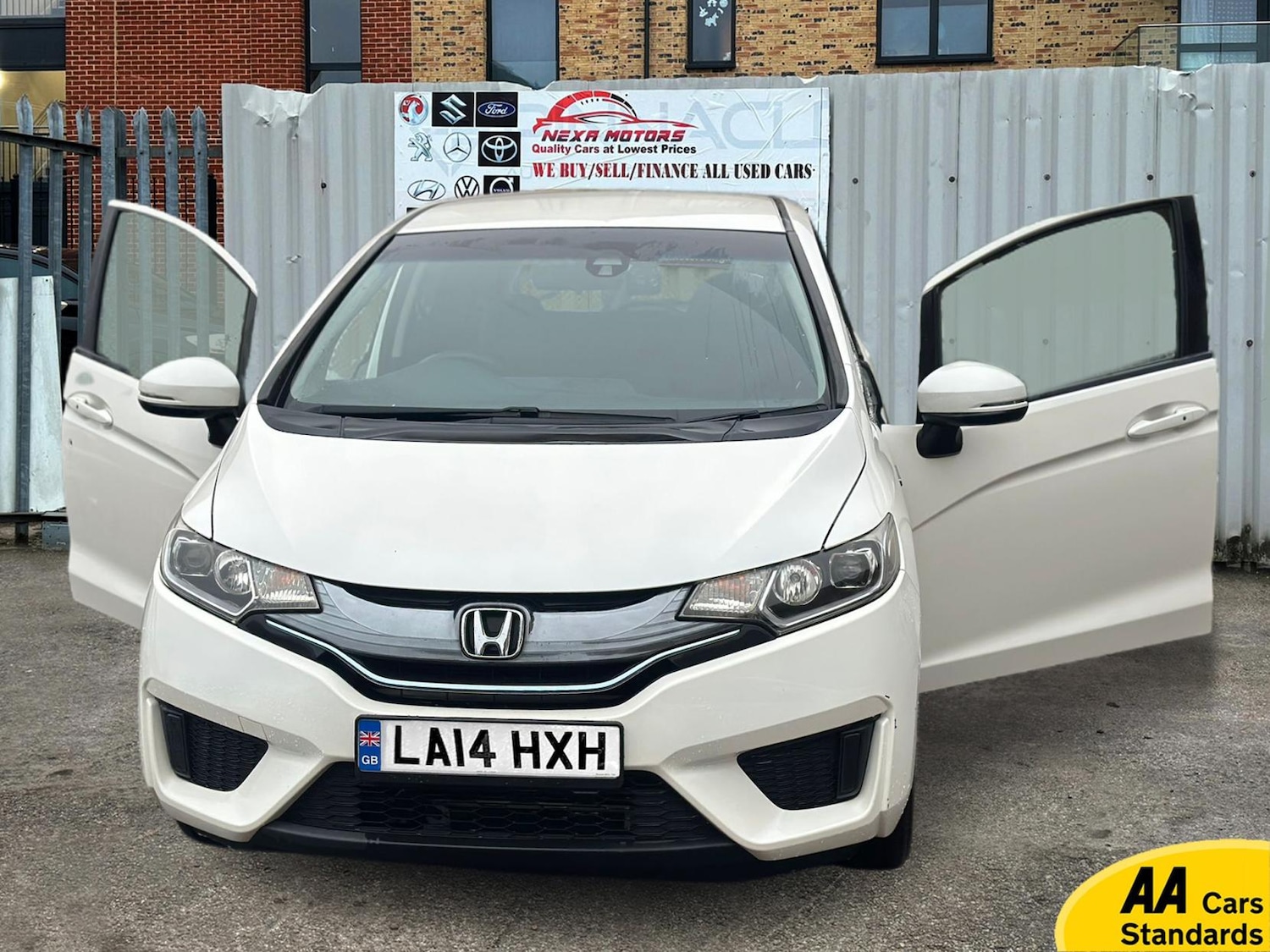 Used Honda Jazz for sale - 77797872: Photo 2
