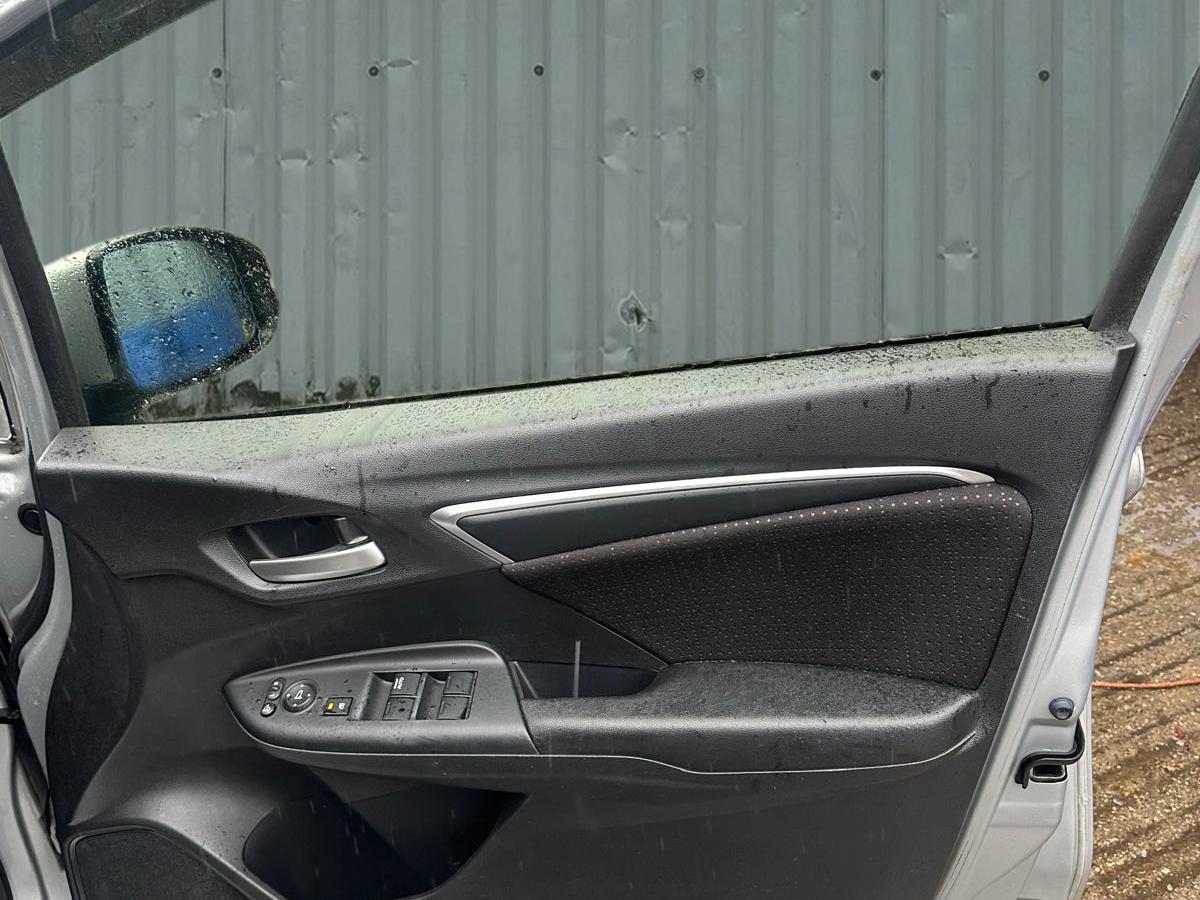 Used Honda Jazz 2015 for sale - 77556938: Photo 36