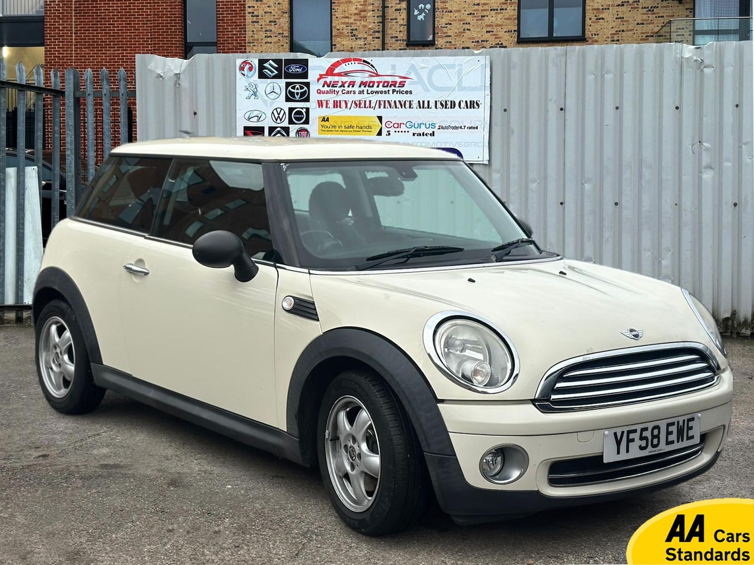 Used MINI Hatch 2009 for sale - 77456708: Photo 3