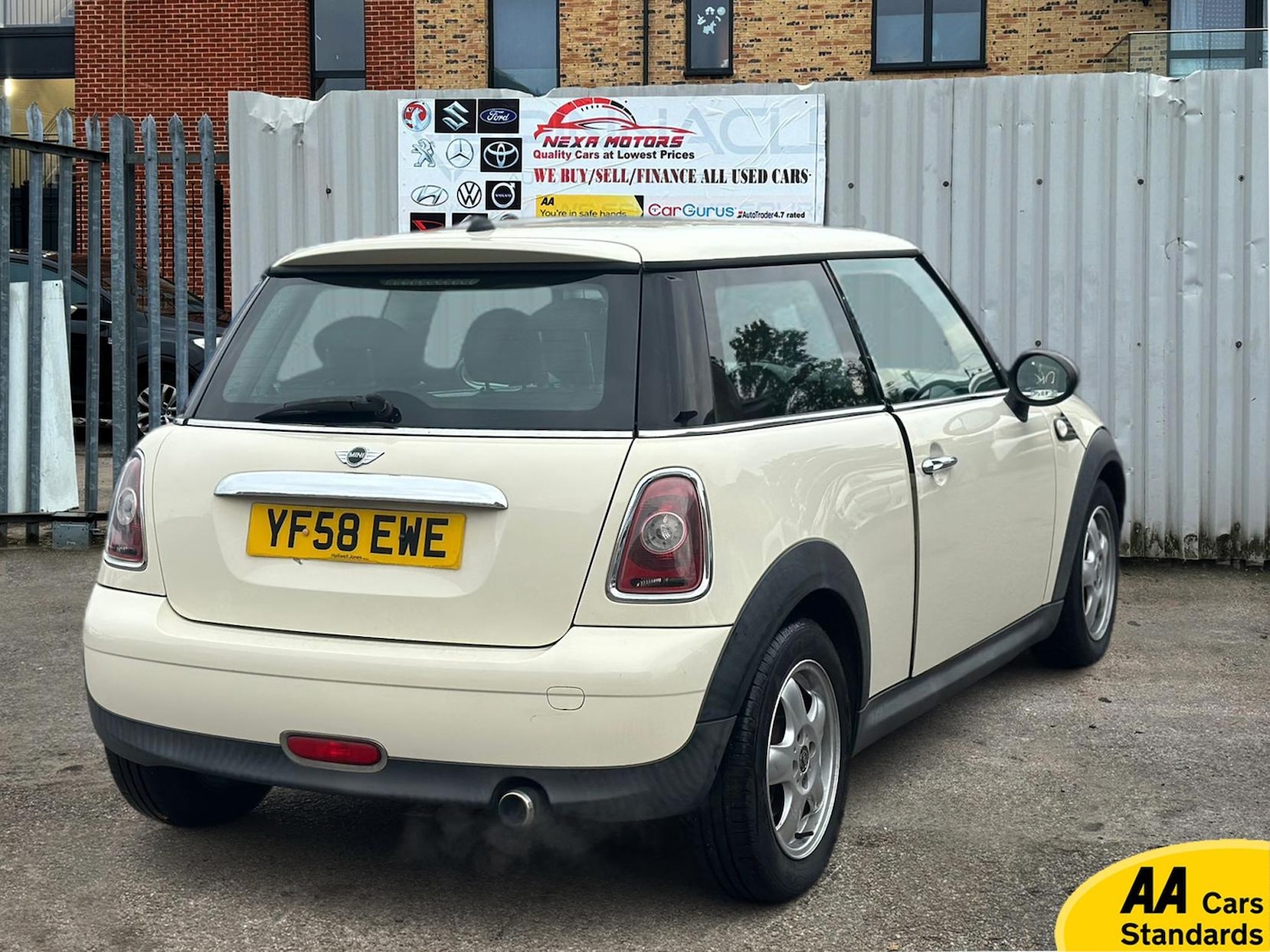 Used MINI Hatch 2009 for sale - 77456708: Photo 9