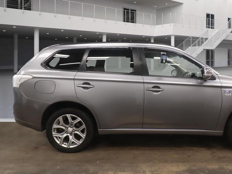 Used Mitsubishi Outlander 2014 for sale - 77456724: Photo 4