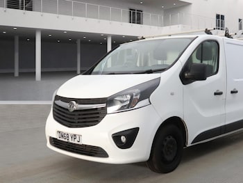 Vauxhall Vivaro feature image