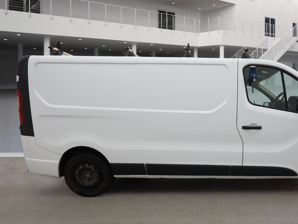 Used Vauxhall Vivaro 2018 for sale - 77456733: Photo 7