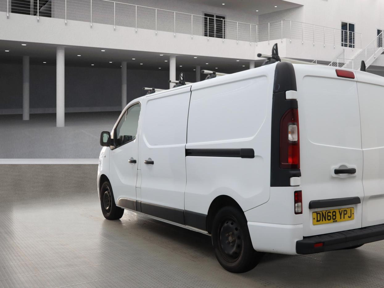 Used Vauxhall Vivaro 2018 for sale - 77456733: Photo 8