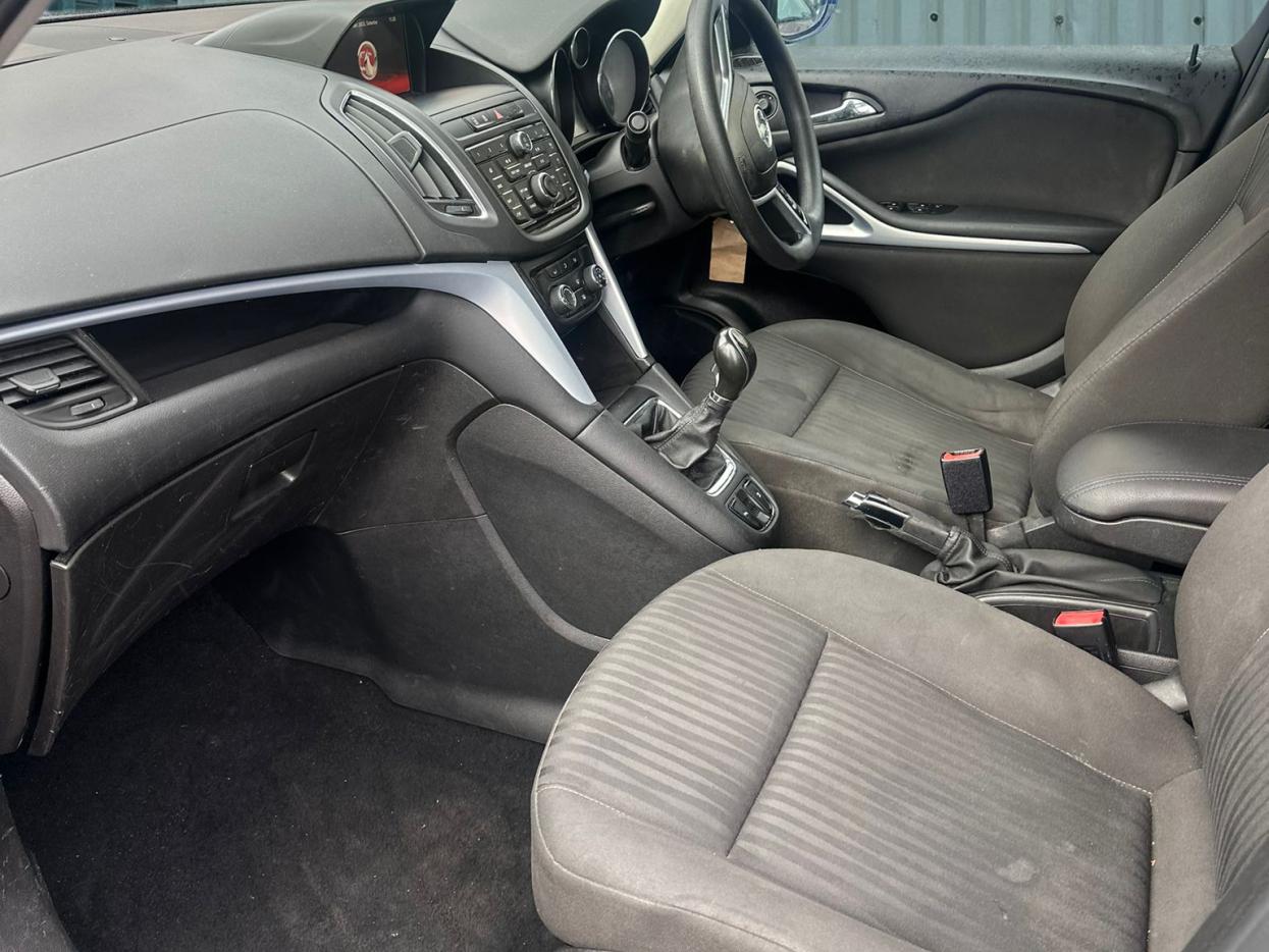 Used Vauxhall Zafira 2015 for sale - 77456710: Photo 19