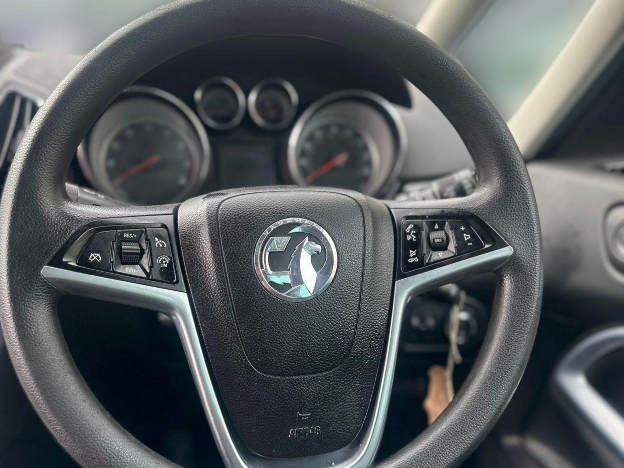 Used Vauxhall Zafira 2015 for sale - 77456710: Photo 24