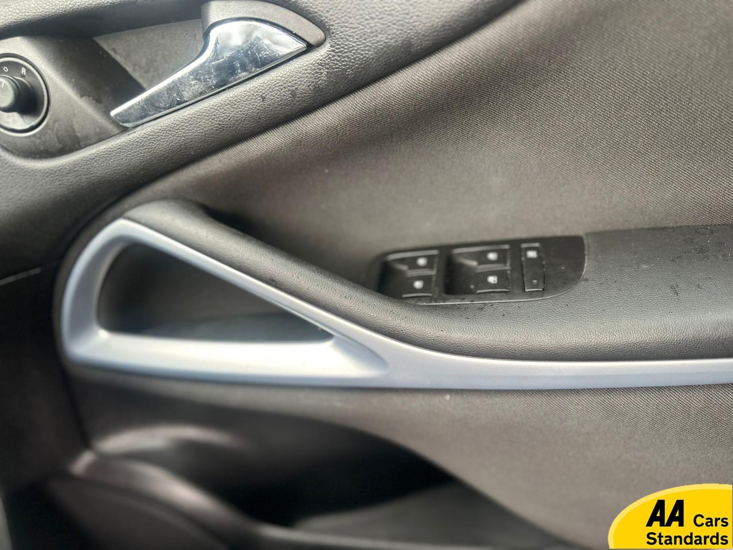 Used Vauxhall Zafira 2015 for sale - 77456710: Photo 25