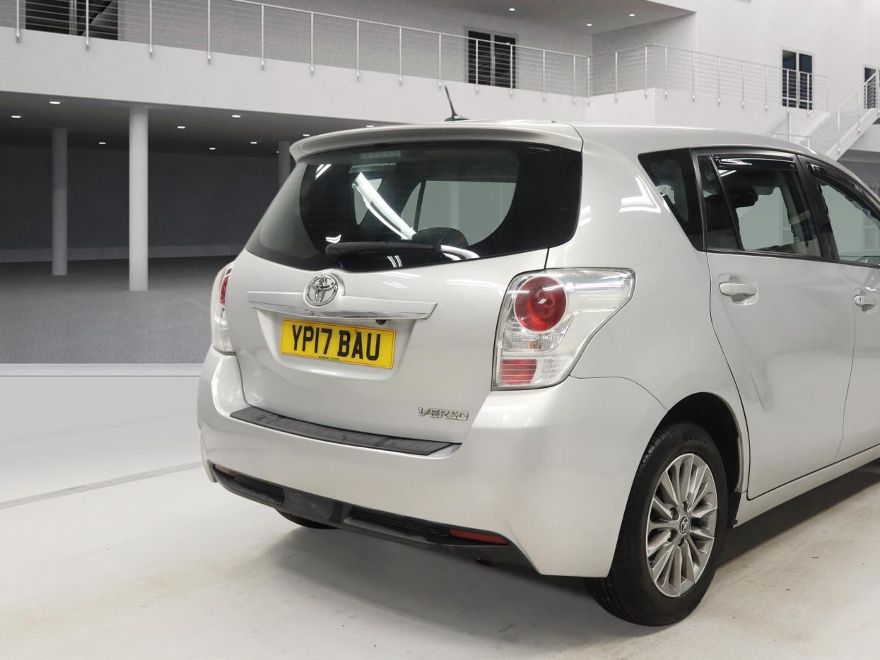 Used Toyota Verso 2017 for sale - 77975653: Photo 5