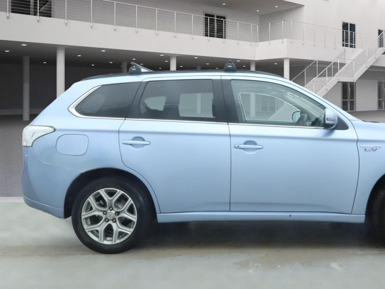 Used Mitsubishi Outlander 2014 for sale - 77456740: Photo 5