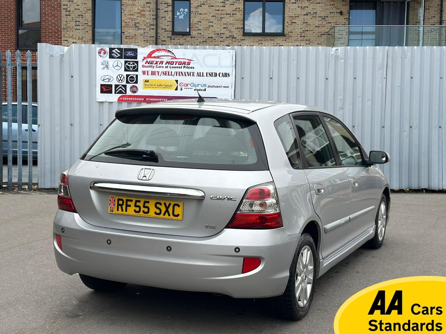 Used Honda Civic 2005 for sale - 77456675: Photo 15