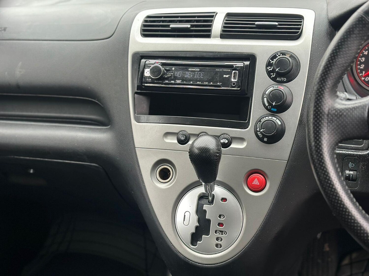 Used Honda Civic 2005 for sale - 77456675: Photo 38