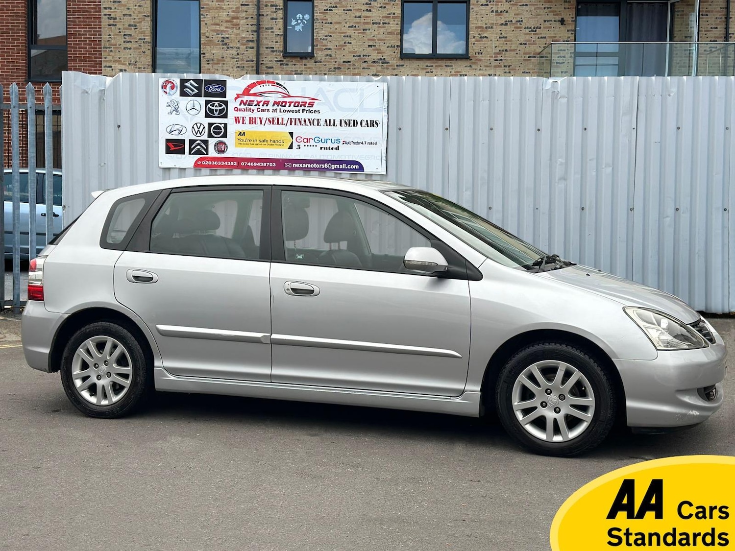Used Honda Civic 2005 for sale - 77456675: Photo 4