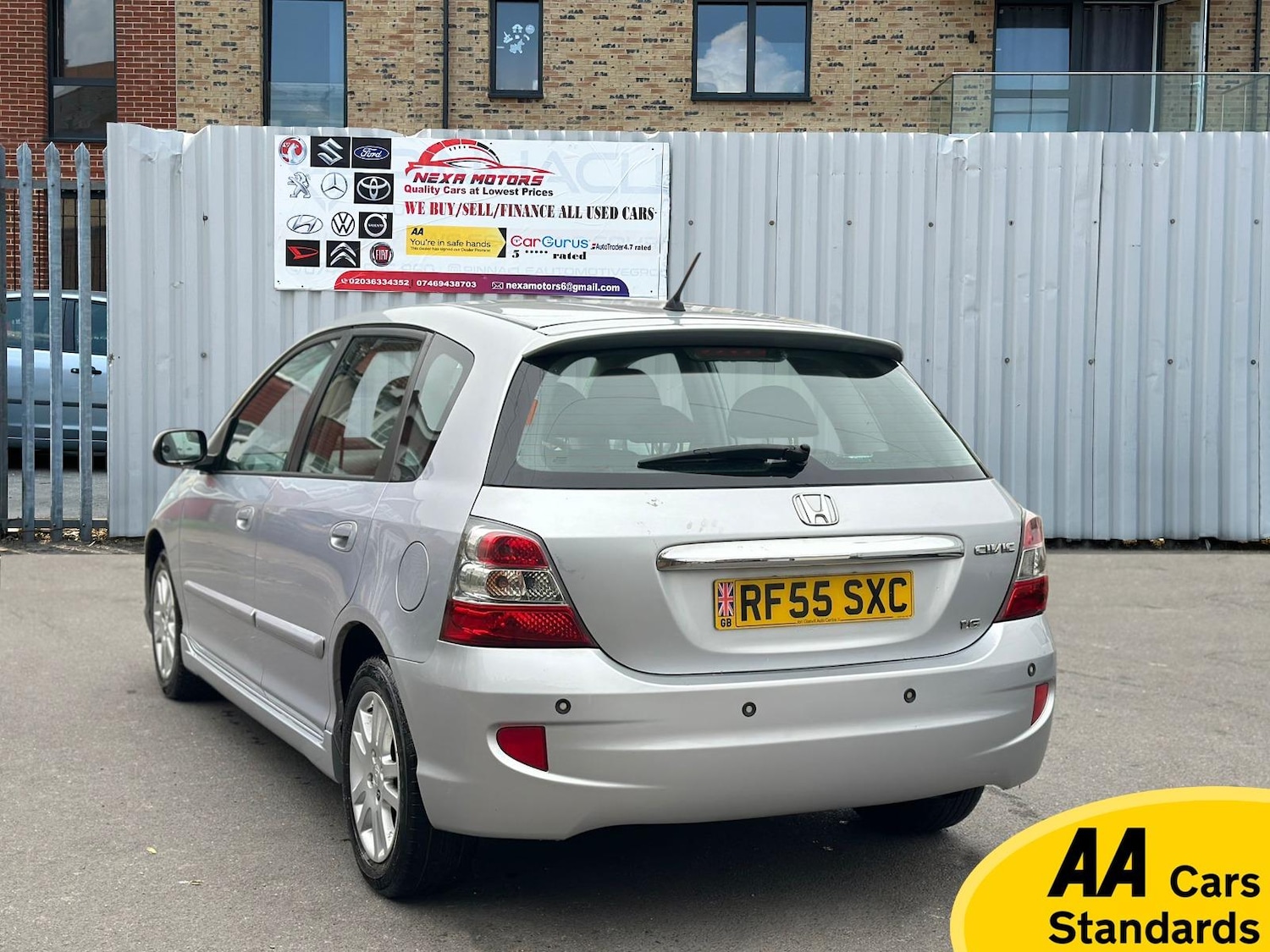 Used Honda Civic 2005 for sale - 77456675: Photo 7