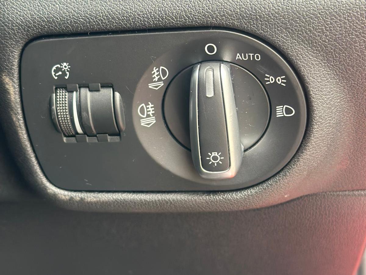 Used Audi A1 2011 for sale - 77456711: Photo 22