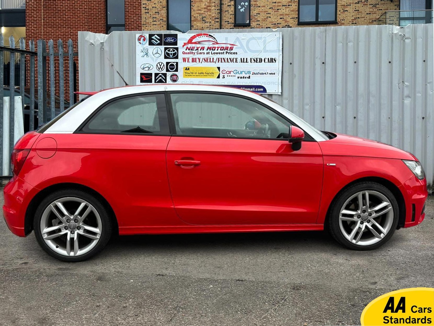 Used Audi A1 2011 for sale - 77456711: Photo 4