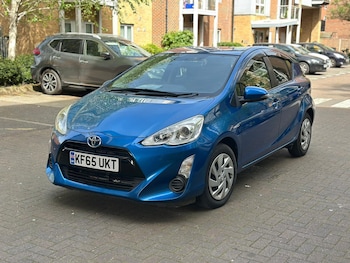 Used Toyota Aqua 2026 for sale - 78386997: Photo