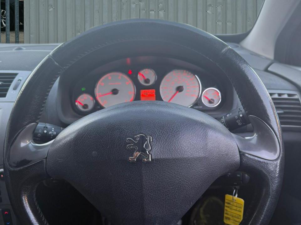 Used Peugeot 407 2004 for sale - 77456685: Photo 9