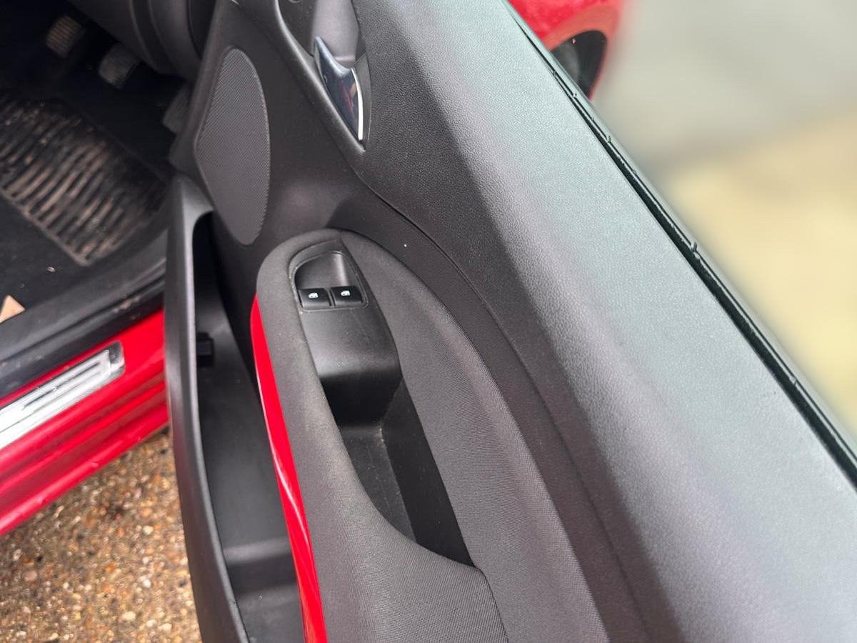 Used Vauxhall ADAM 2014 for sale - 77456681: Photo 21