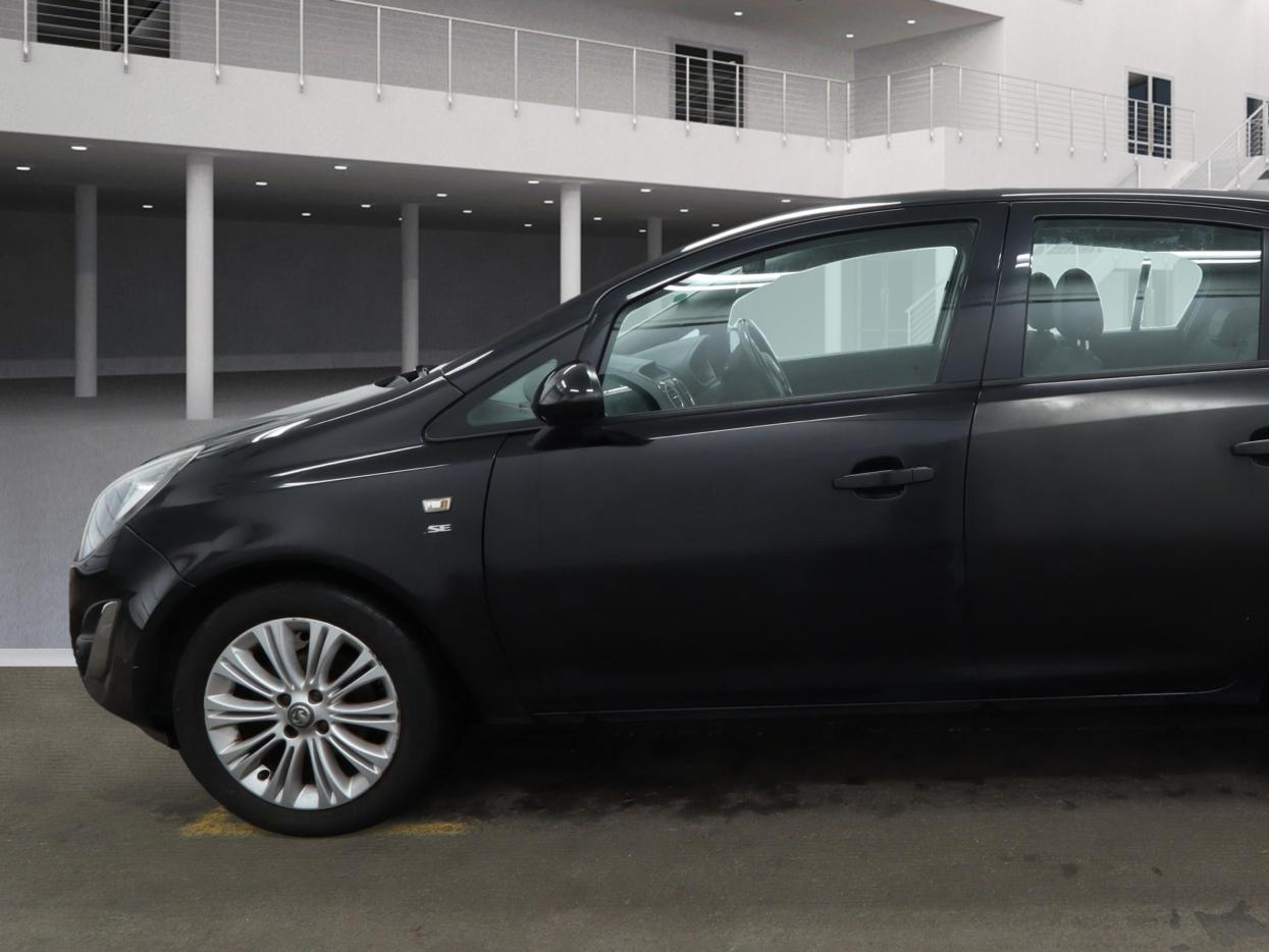 Used Vauxhall Corsa 2014 for sale - 77456742: Photo 2