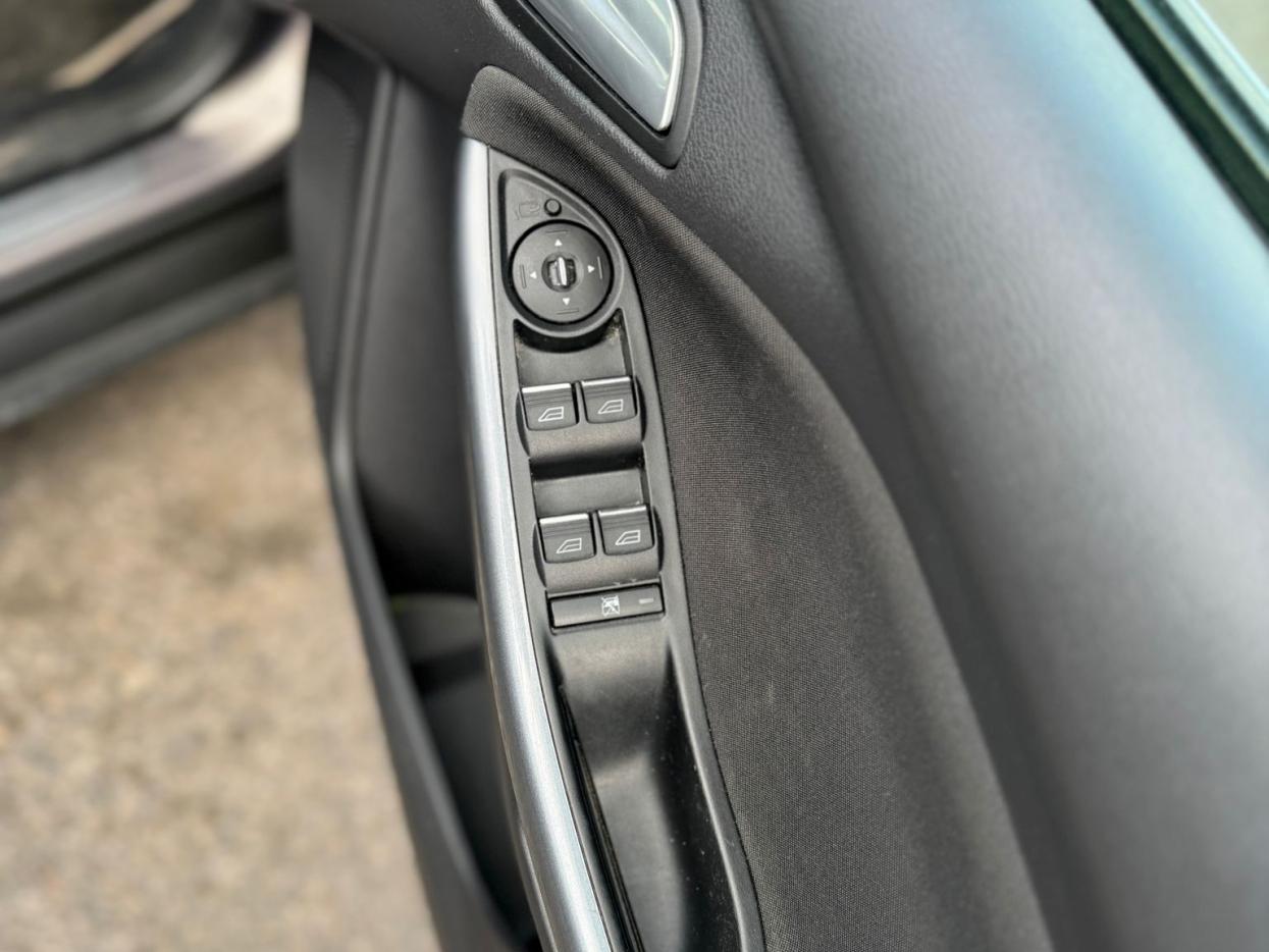 Used Ford Focus 2012 for sale - 77456706: Photo 22