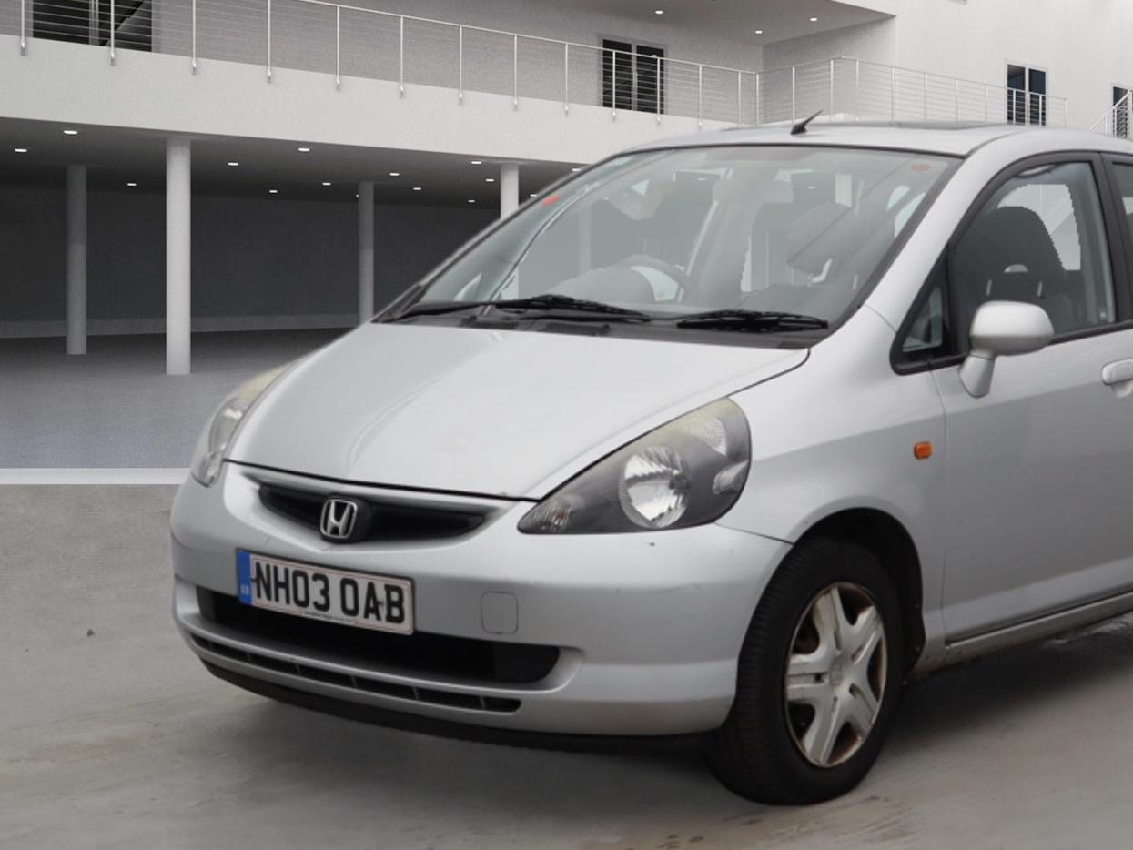 Used Honda Jazz 2003 for sale - 77456746: Photo 2