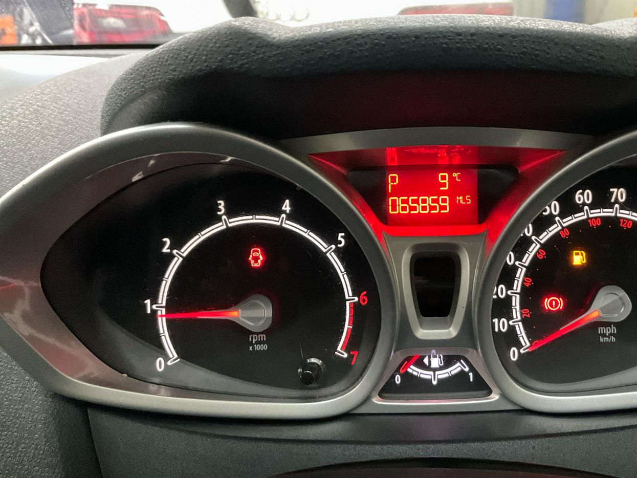 Used Ford Fiesta 2012 for sale - 78121800: Photo 8